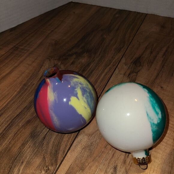 Set Of 4 Painted Multi Color Christmas Ornament - Picture 5 of 6